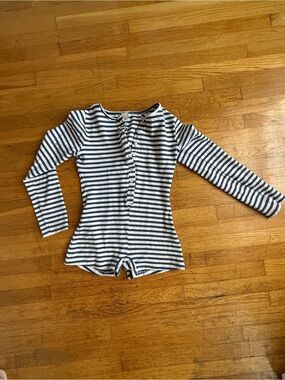 NWOT Never Worn Striped Long-Sleeve Ribbed Henley Pajama Romper - Navy & White